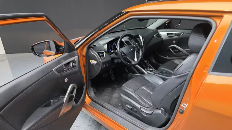 Hyundai Veloster