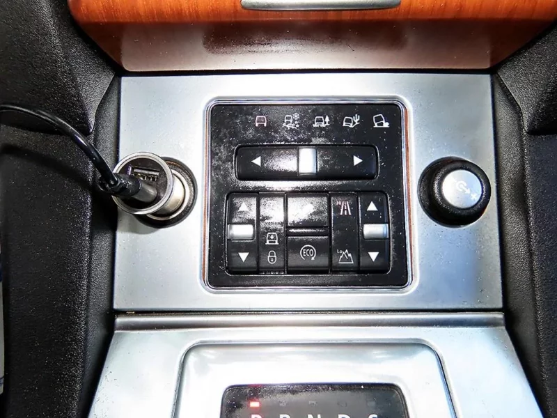 Land Rover DISCOVERY