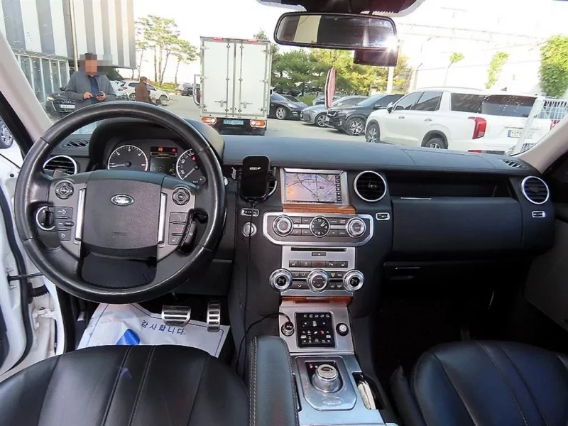 Land Rover DISCOVERY