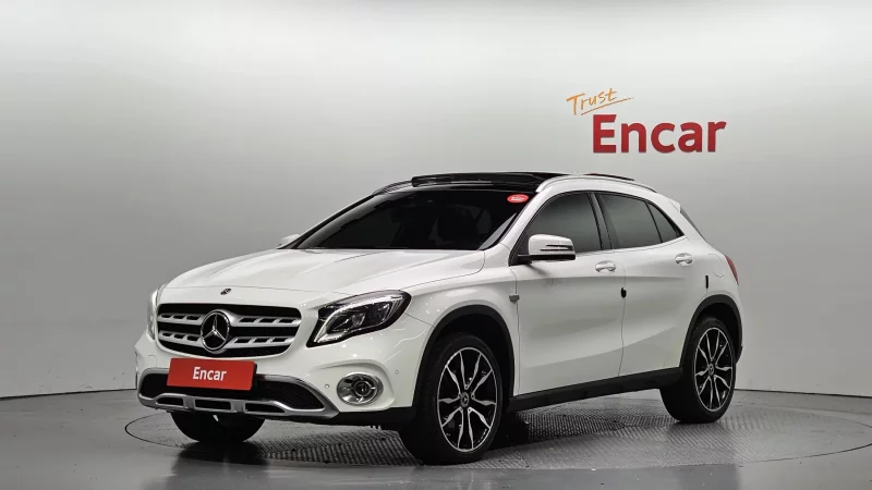 Mercedes-Benz GLA-Class