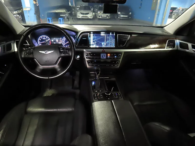 Hyundai Genesis