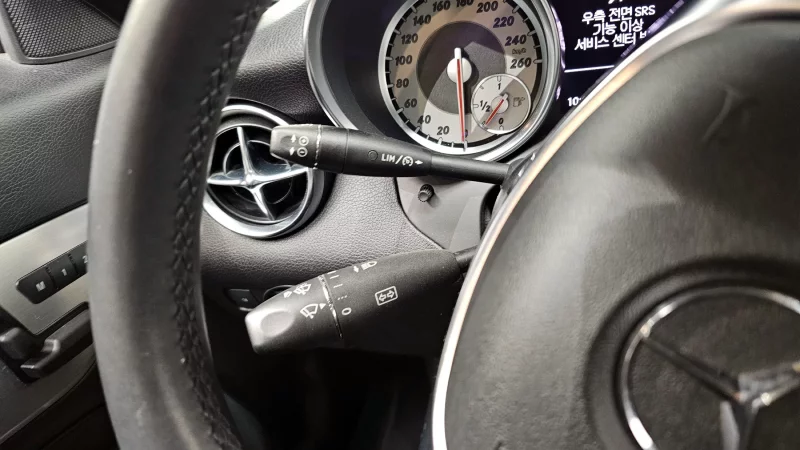 Mercedes-Benz SLK-Class