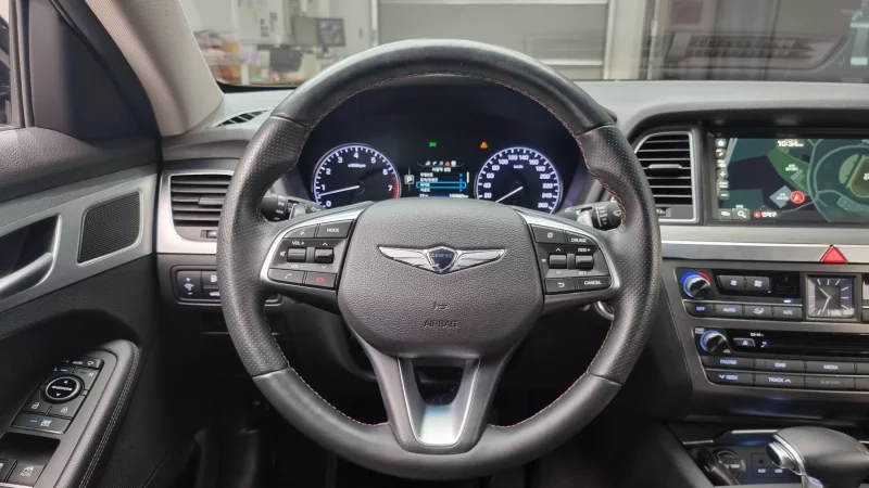 Hyundai Genesis