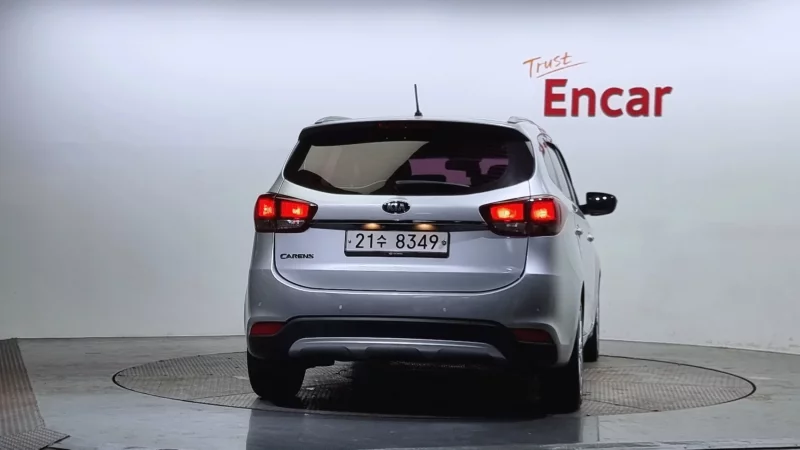 Kia Carens