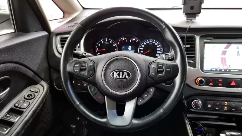 Kia Carens