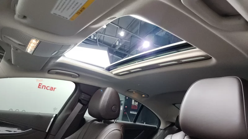 Mercedes-Benz CLS-Class