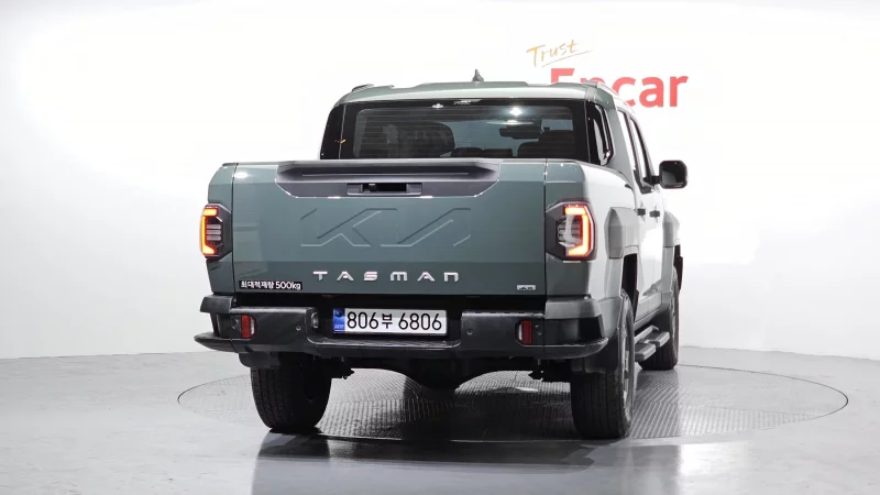 Kia Tasman