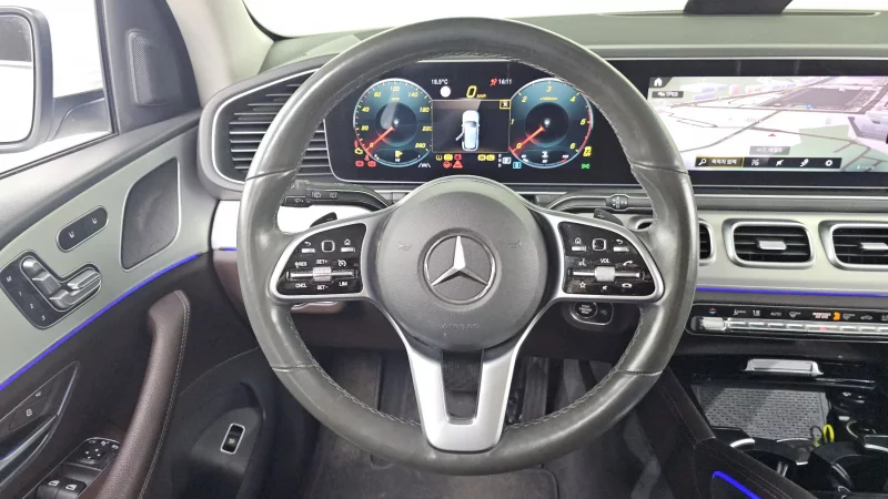 Mercedes-Benz GLE-Class