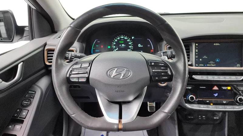 Hyundai Ioniq