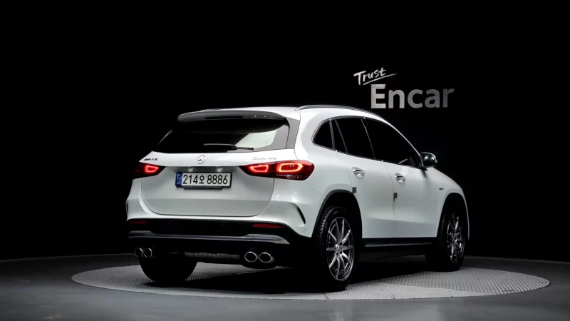 Mercedes-Benz GLA-Class