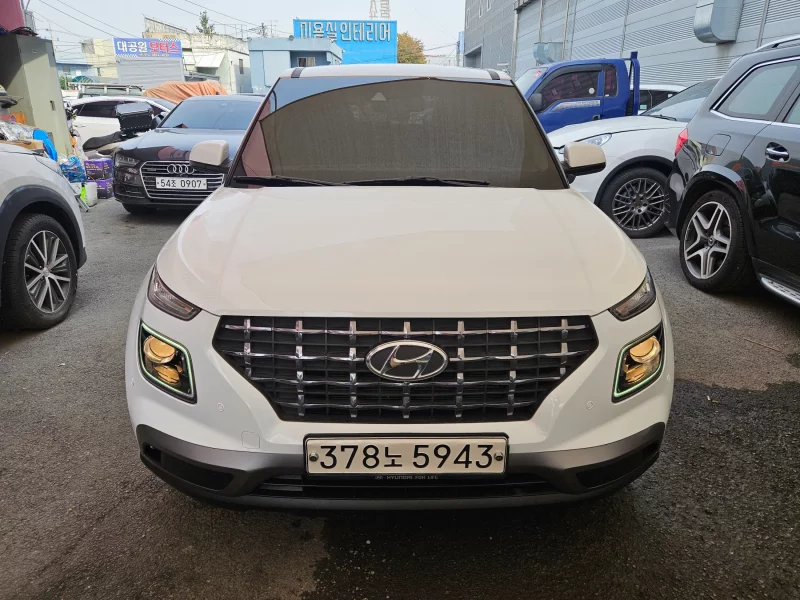 Hyundai Venue