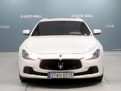 Maserati GHIBLI