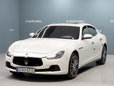 Maserati GHIBLI