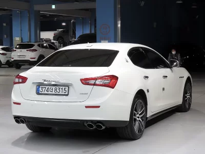 Maserati GHIBLI