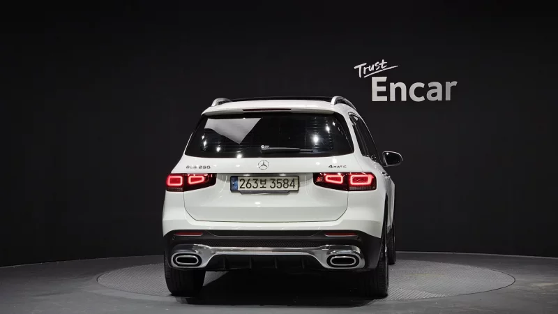 Mercedes-Benz GLB-Class