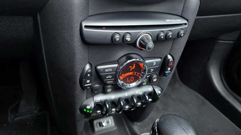 MINI Cooper Convertible