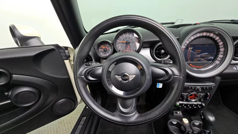 MINI Cooper Convertible