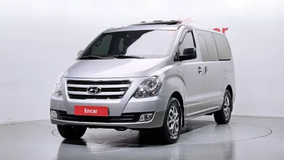 Hyundai Starex