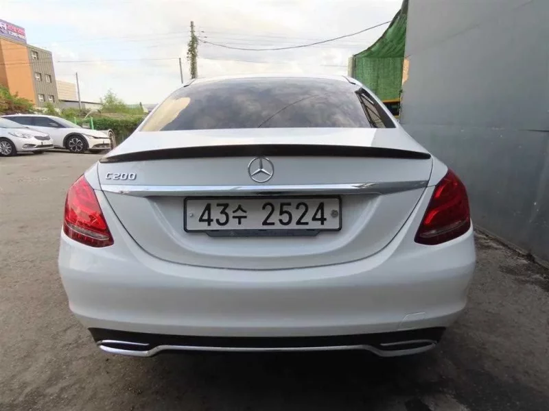 Mercedes-Benz C-Class