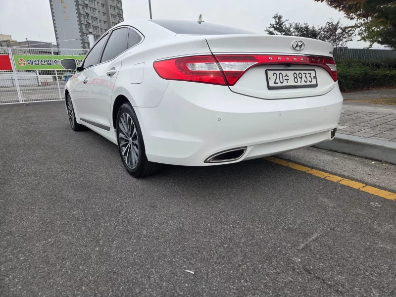 Hyundai Grandeur