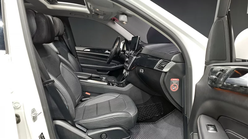 Mercedes-Benz M-class