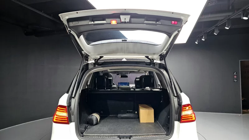 Mercedes-Benz M-class