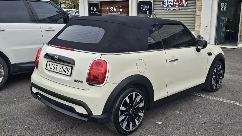 MINI Cooper Convertible