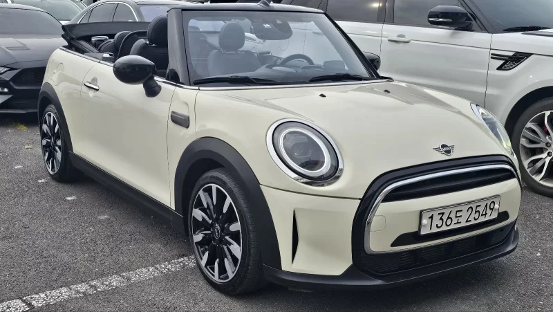 MINI Cooper Convertible