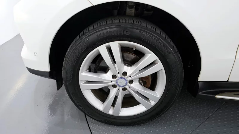 Mercedes-Benz M-class