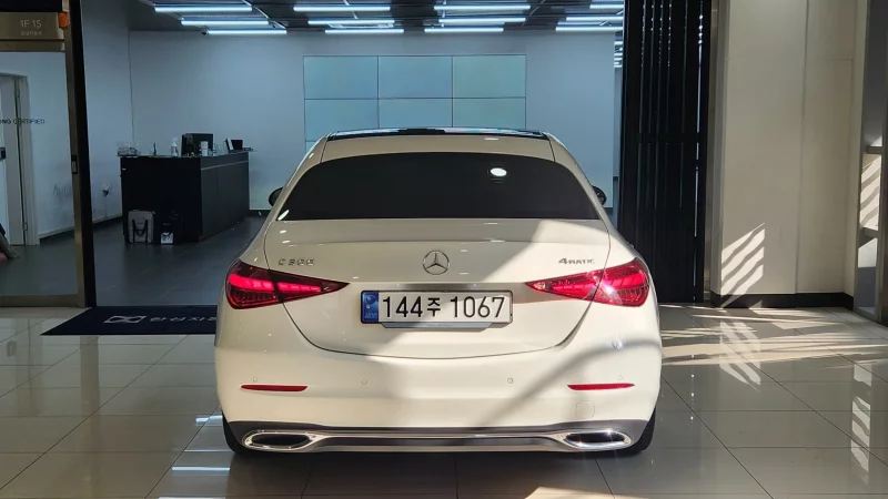 Mercedes-Benz C-Class