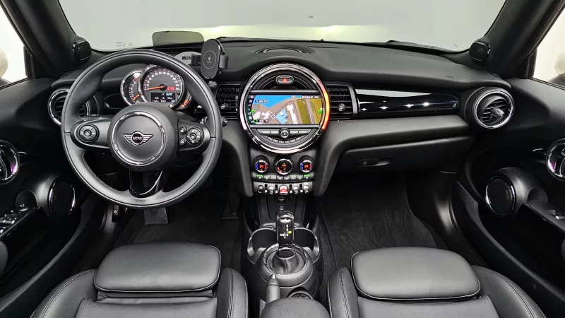 MINI Cooper Convertible