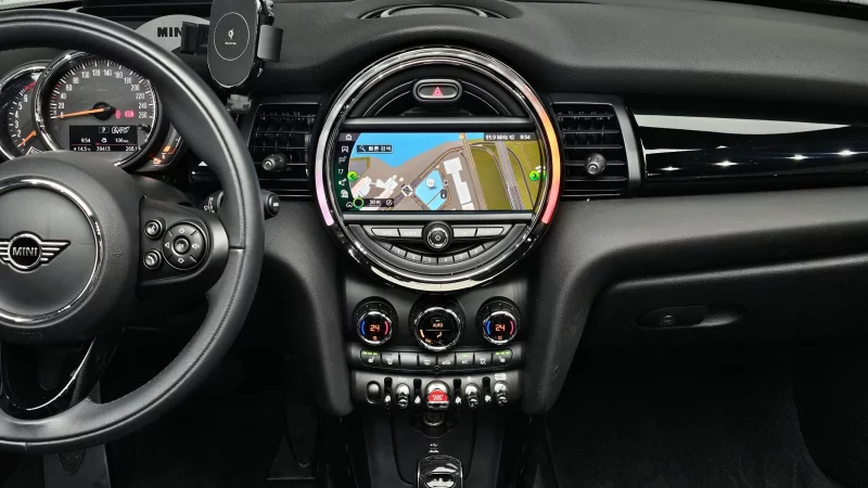 MINI Cooper Convertible