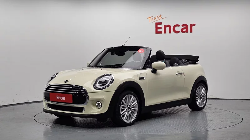 MINI Cooper Convertible