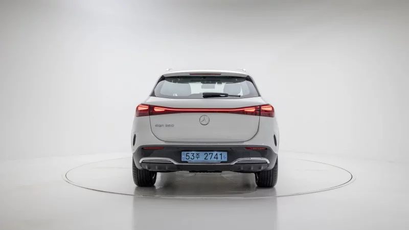 Mercedes-Benz EQA