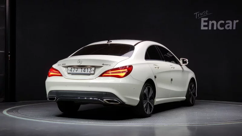 Mercedes-Benz CLA-Class
