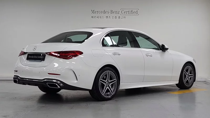 Mercedes-Benz C-Class