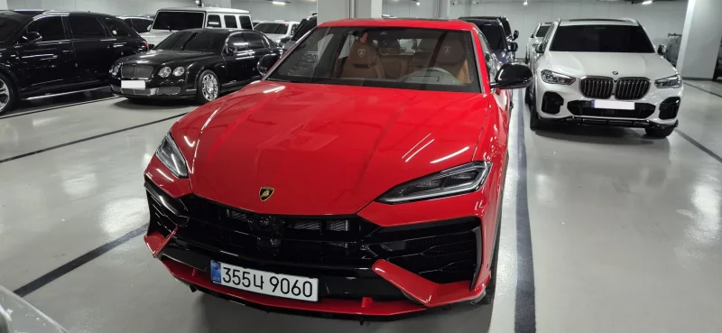 Lamborghini URUS