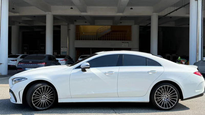 Mercedes-Benz CLS-Class