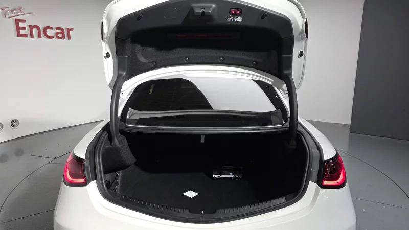 Mercedes-Benz CLE-Class