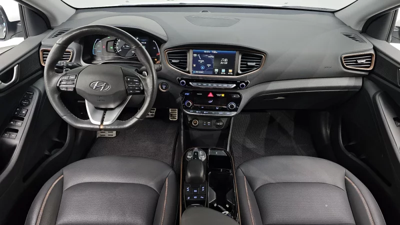 Hyundai Ioniq