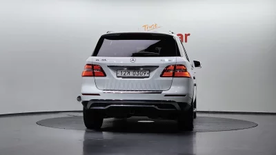 Mercedes-Benz M-class