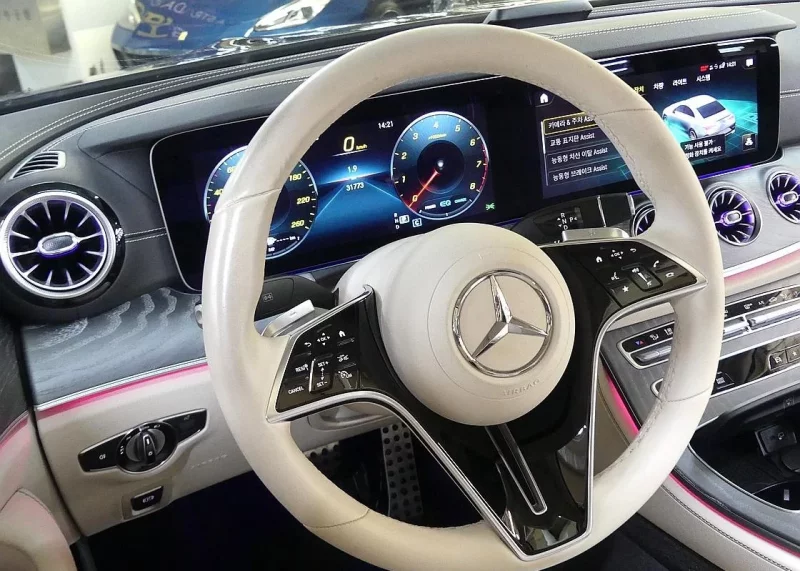 Mercedes-Benz CLS-Class