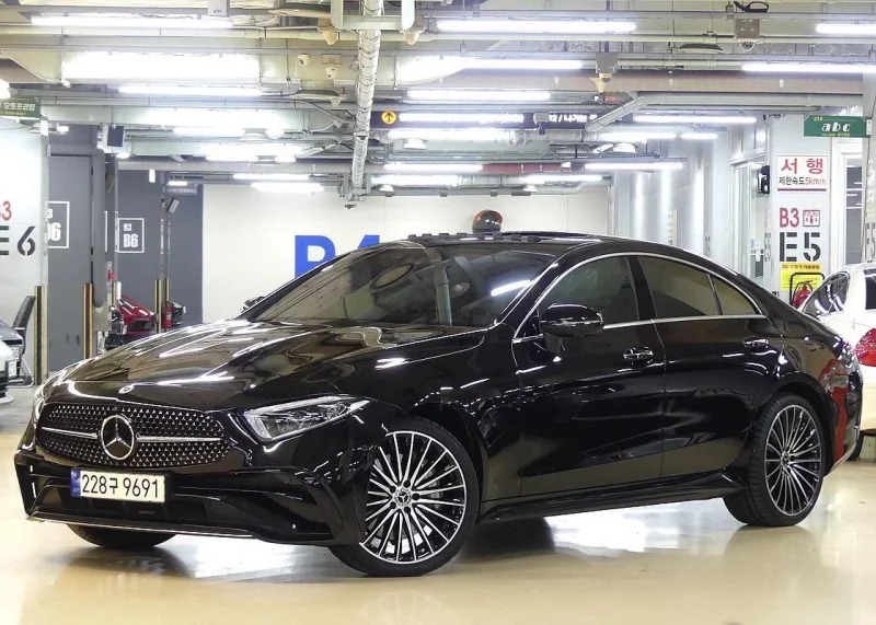 Mercedes-Benz CLS-Class