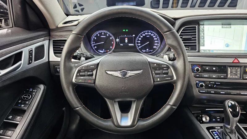 Hyundai Genesis
