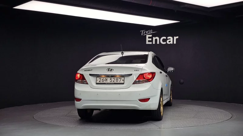 Hyundai Accent