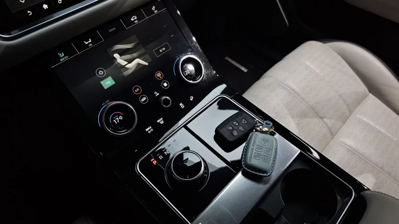 Land Rover RANGE ROVER VELAR