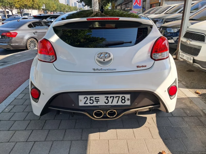 Hyundai Veloster