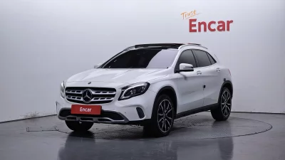 Mercedes-Benz GLA-Class