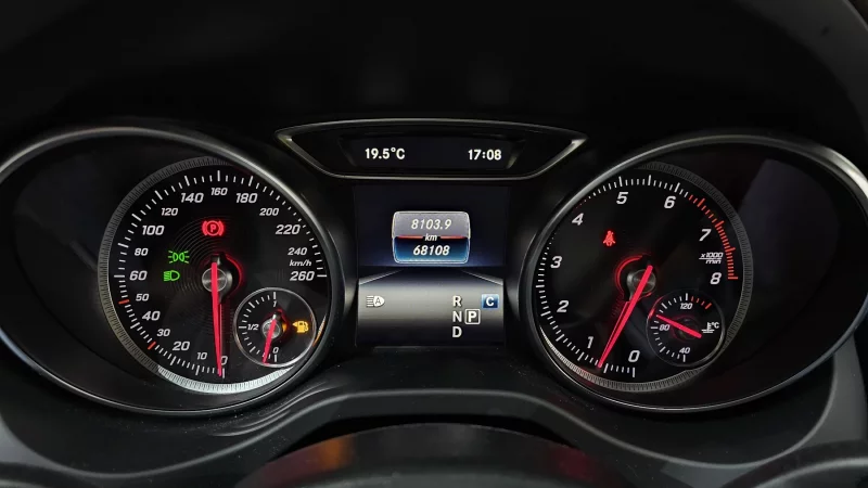 Mercedes-Benz GLA-Class