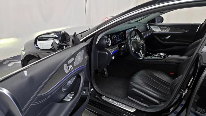 Mercedes-Benz CLS-Class